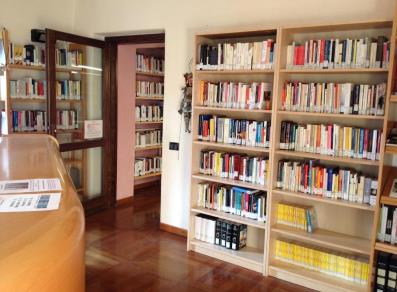 Biblioteca di Antey
