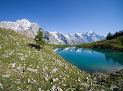 Lago Checrouit e Monte Bianco
