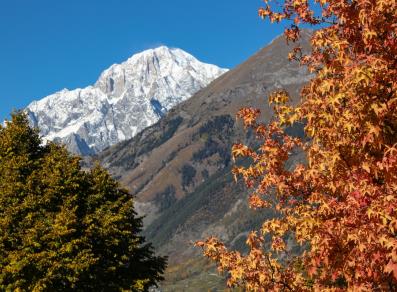 Mont Blanc seen from La Salle in autumn