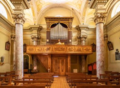 choir loft and organ - church of Brusson