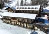 The hotel Chalet du Lys in winter