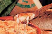 Brot- und Fontina-Käse-Suppe 