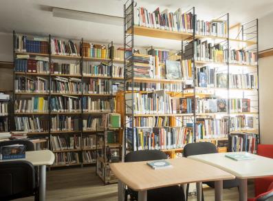 La Magdeleine library
