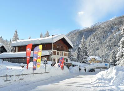 Esterno dell'hotel ristorante Flora Alpina - Inverno