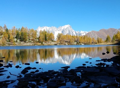 Autumn - Arpy lake
