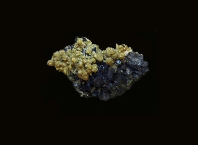 mineral: calcite on blende