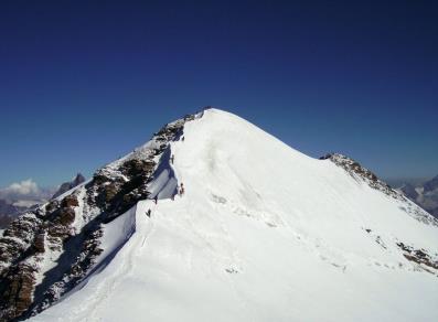 Der letzte Bergkammabschnitt vor dem Gipfel