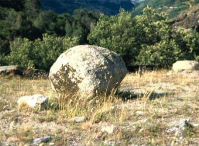 Erratic boulder