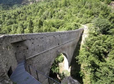 Ponte-acquedotto romano di Pont d'Ael