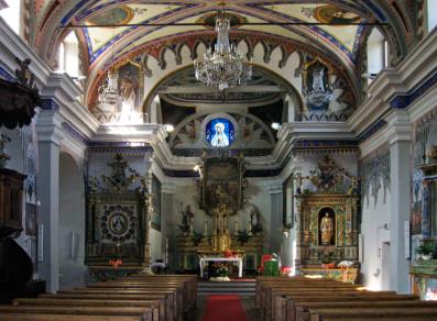Interno chiesa parrocchiale di Saint-Léger