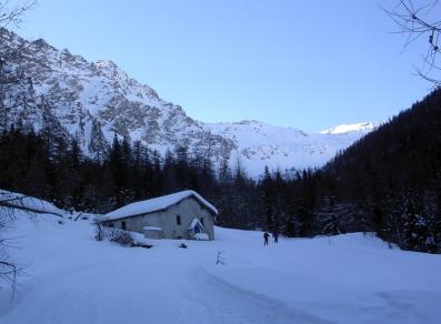Flassin valley in winter